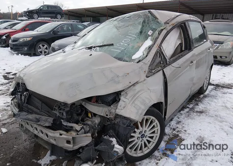 2015 Ford C-Max Hybrid Se z USA, uszkodzony, nr VIN 1FADP5AU5FL119011